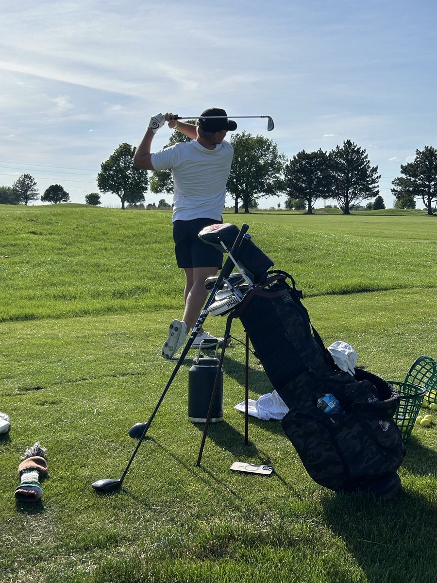 Discoverers Golf tweet media