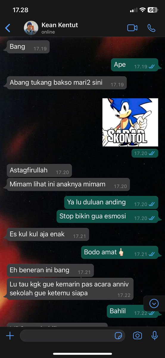 keniyagi's tweet photo. gaboleh marah kan udah putus🙏🏻🙏🏻 https://t.co/pzUUQ54g4x