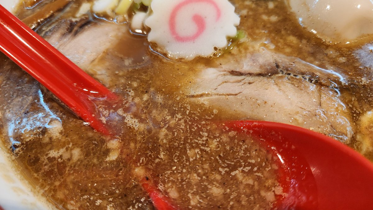 kimwilde0604's tweet photo. 麺一盃 本店
(西淀川区柏里)

あっさりらーめん(正油魚介)
味付け玉子トッピング
豚めし

週一の定期訪問
半分中毒ぎみです
塚本バルで「特製とんこつ魚介らーめん+ごはん」が1000円で頂けるのにあえてのマイフェイバレットセット
勿論、塚本バルカードは所持してます
いやーっ美味しい https://t.co/b9ZVIrrd01