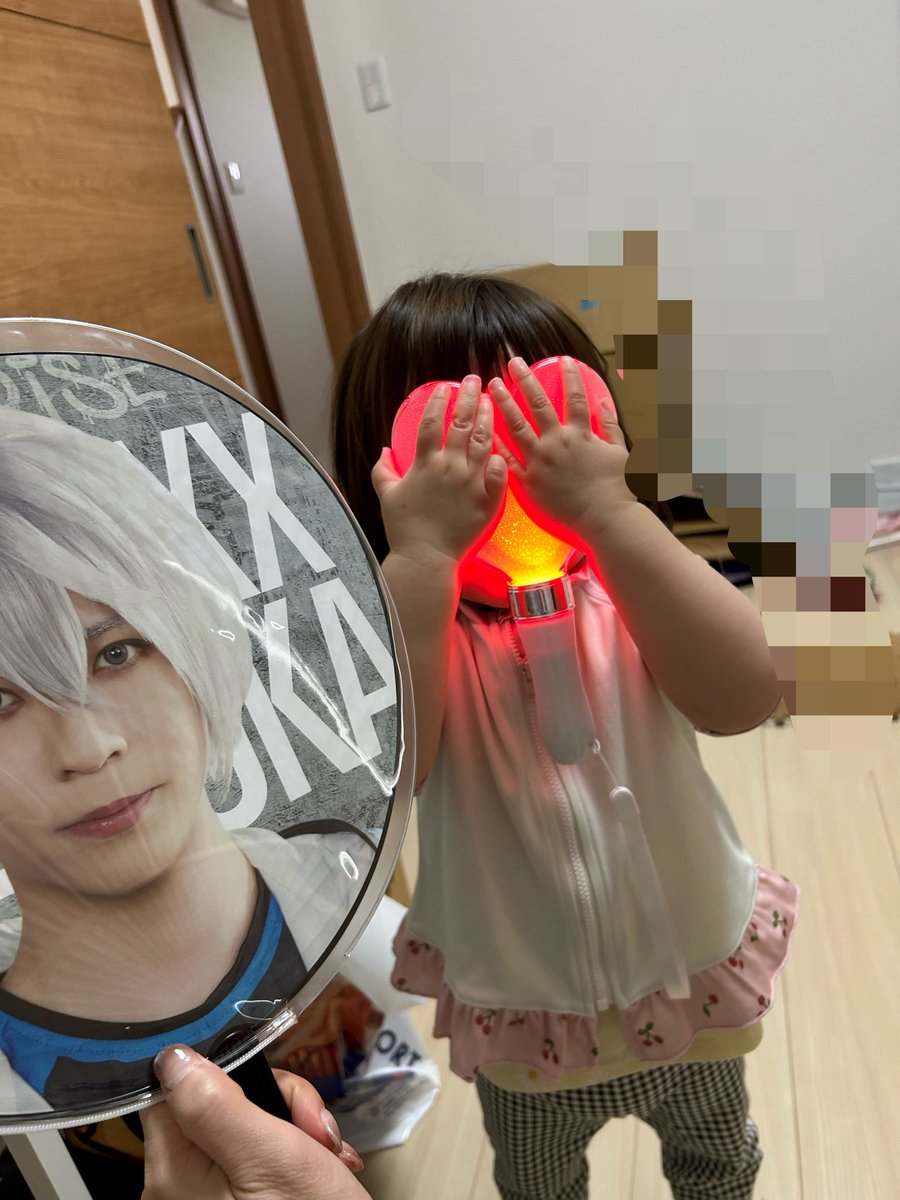 big_looove913's tweet photo. えーん😭バーイベ行けないつらい😭
この間のゼロライズ行けたからいいことにする😭 https://t.co/SDR1uTrh1h
