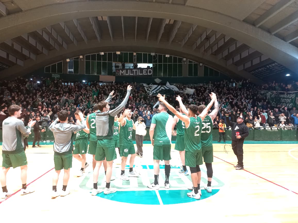 ferrocarriloest's tweet photo. #Basquet 🏀 Precio de las entradas #Ferro - #GyECR, Semi, 3° Partido @LigaNacional 
Popular socio: Gratis
Popular invitado: $ 35.000
Platea socio: $ 50.000
Platea invitado: $ 60.000
Popular Gimnasia: $ 40.000
Platea Gimnasia: $ 80.000
Menores 12 años sin cargo
#JuegaFerro https://t.co/CWtkZpbu8e