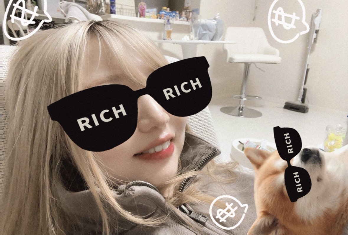 runa___01_'s tweet photo. 検索のるまで気長にまつ👊🏻ʚ̴̶̷̆_ʚ̴̶̷̆
見た目に反して中身ど陰キャ人見知りで困る。小学生まで本気の場面緘黙症だったし、当時は場面緘黙って知られてなかったし理解されにくいからクラスにも「無口な子」って言われ続けて余計話せなくなって6年間学校でほぼ言葉発してない𐔌˙. https://t.co/ZPjXBaV0Ha