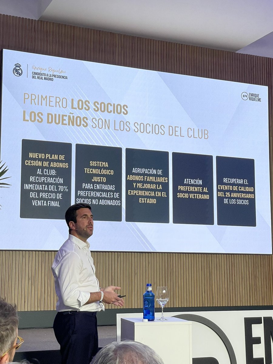 Kike tweet media