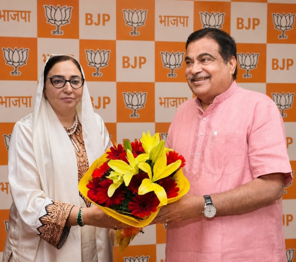 drdarakhshan's tweet photo. Greetings &amp; good wishes to the energetic, visionary &amp; dynamic leader, Union Minister of Road Transport &amp; Highways Shri @nitin_gadkari Ji on his birthday today. Wishing him more meaningful, honorable &amp; healthy life ahead. 
@OfficeOfNG 
@BJP4India 
@BJP4Maharashtra 
@BJPLive https://t.co/D0v4wj2HrA