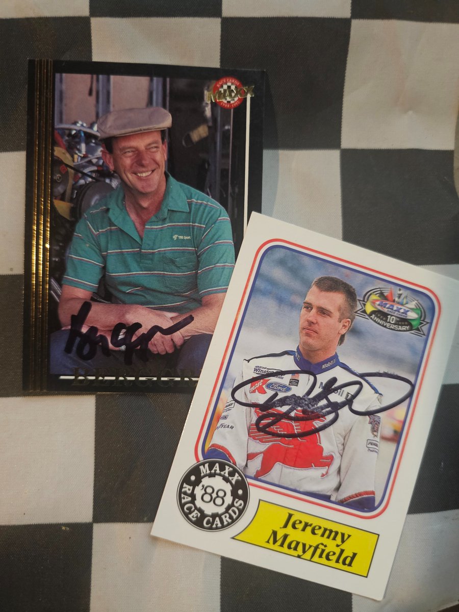 us2bfast's tweet photo. Happy Birthday to @DickBerggren &amp; @J2Mayfield #whodoyoucollect #TTM #enjoythehobby #itsjustcardboard #greatstories @NascardRadio @kingnascar https://t.co/2QTpWfr5kp