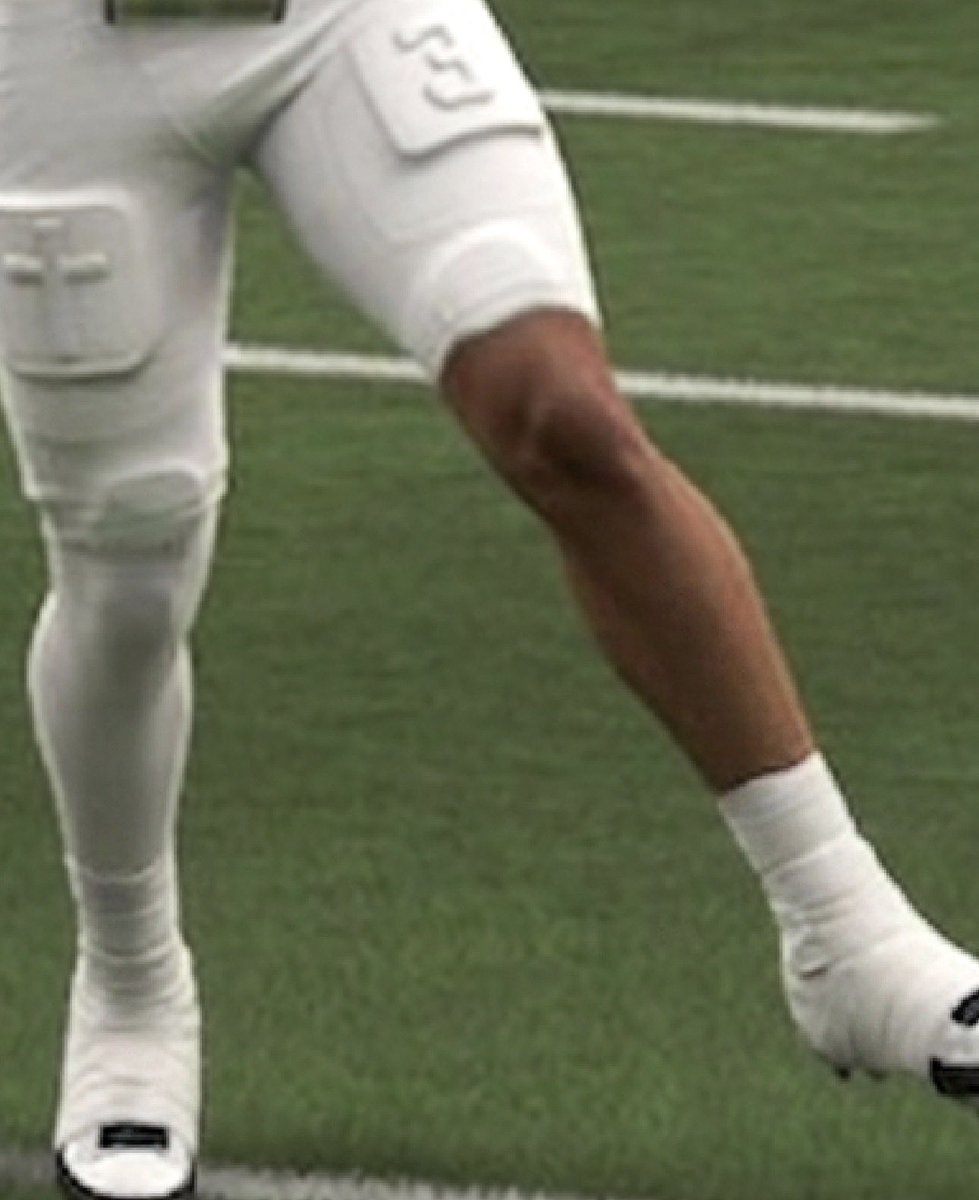 GOBUCKSLSLL's tweet photo. Really wanting to see spats completely reworked at some point in CFB27’ 

@EASPORTSCollege https://t.co/1cLBrdbvZa