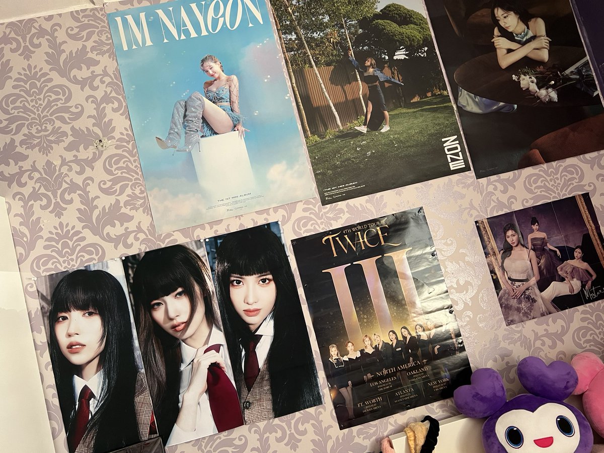 twicelightsbrit's tweet photo. JUST GOT HOMEEEE AND OMGGGG I LOVE MY ROOM SOOO MUCH 😭🥹 https://t.co/KMr869JmkS