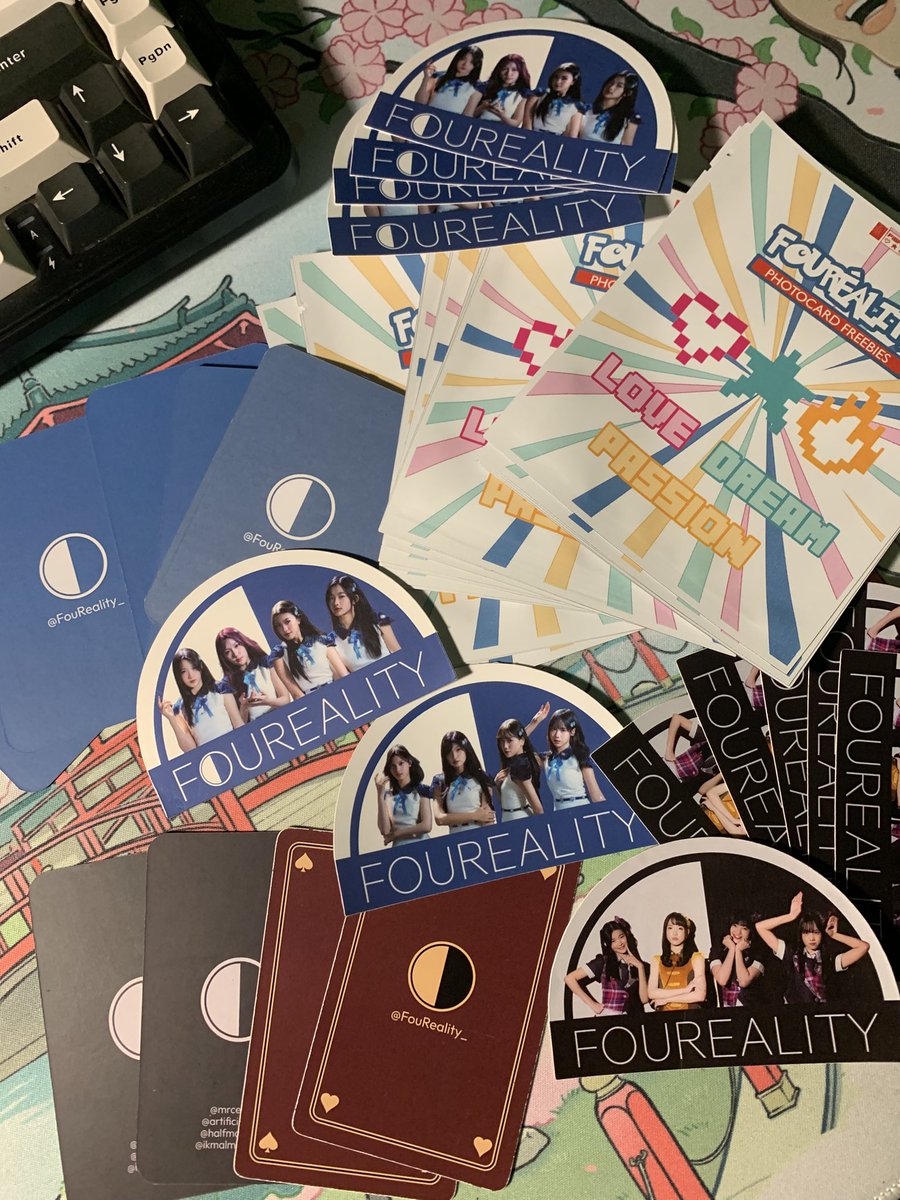 FouReality_'s tweet photo. Teman-teman! Di sini ada yang verif Show PerCin 28 Mei besok nggak ya? ๐
MinFour masih punya sisa beberapa photocard dan sticker nih, bahkan ada yang Versi 1 juga loh!๐คซโจ
Buat yang mau klaim, besok kita ketemuan di FX ya! ๐๐จ persediaan super terbatas
Sampai jumpa besok! https://t.co/pCvh9QUfMd