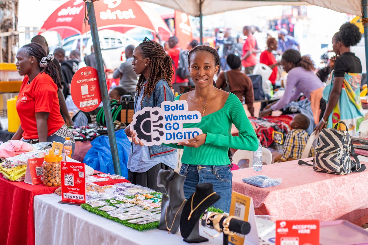 Women entrepreneurs explore; -Digital tools,online business 