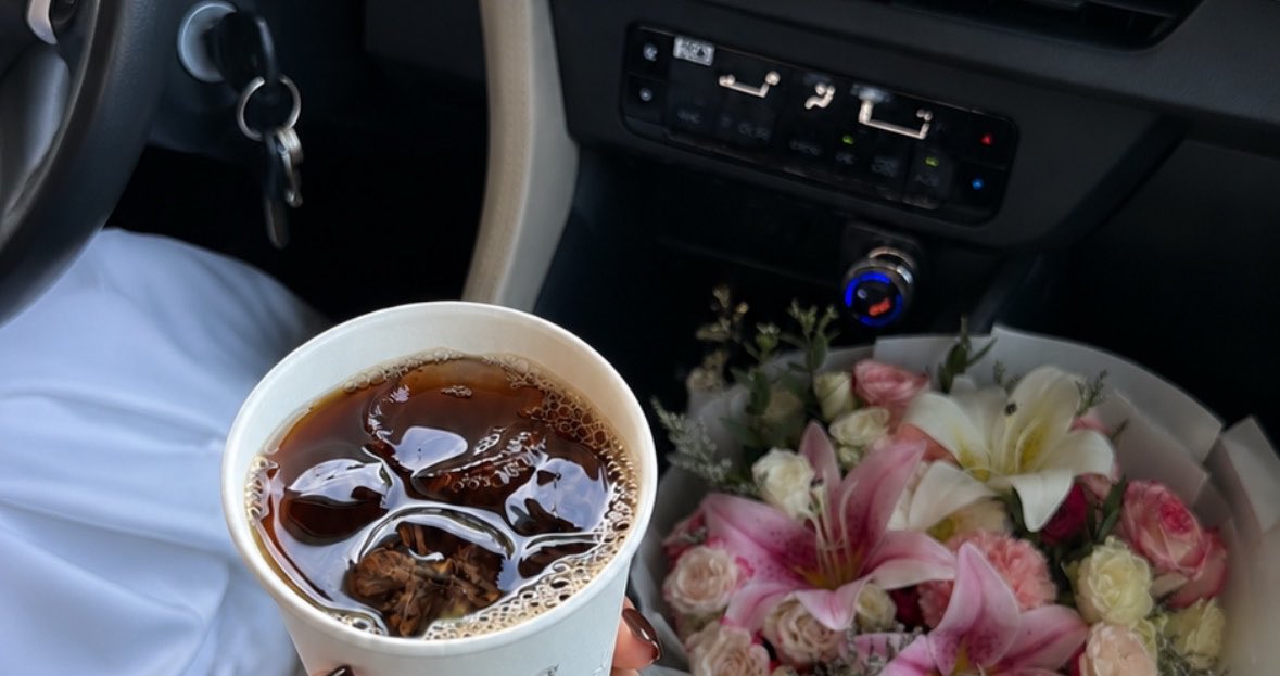 it99l's tweet photo. عاد عيد اللي وجوده لذة العيد السعيد
" جعل زوله ما يغيب وكل عام اعايده "❣️ https://t.co/PRsve4nHec