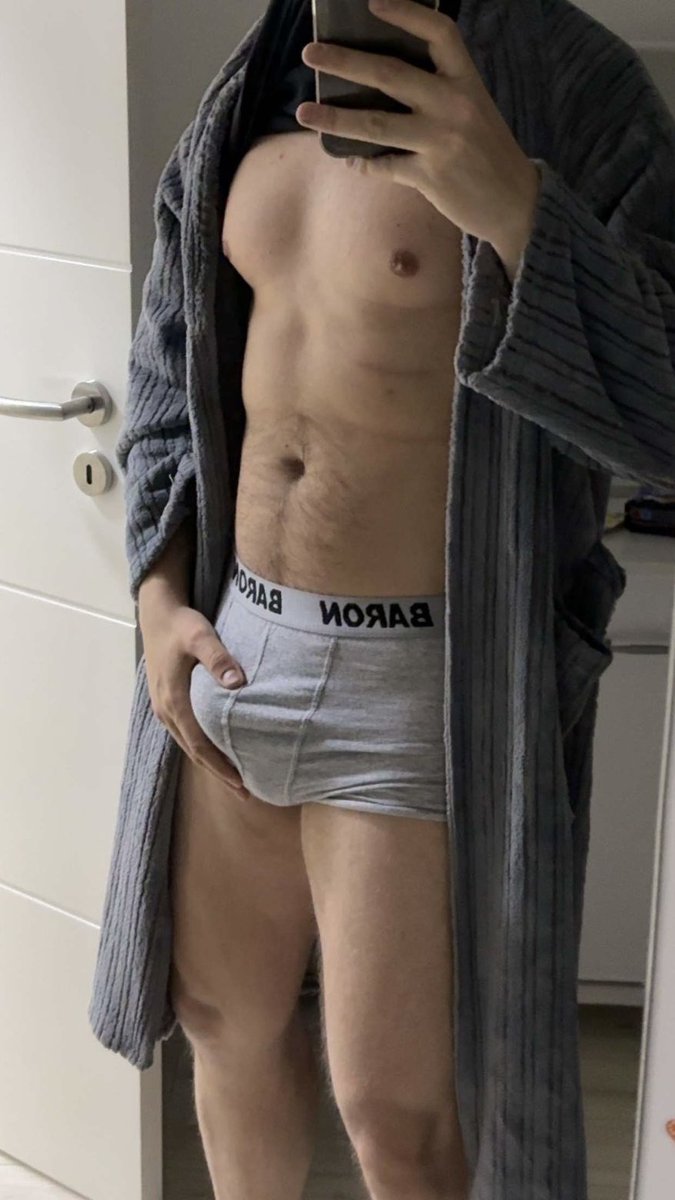 Emanuel0540's tweet photo. Still horny🤤 https://t.co/O55aIuu4KG