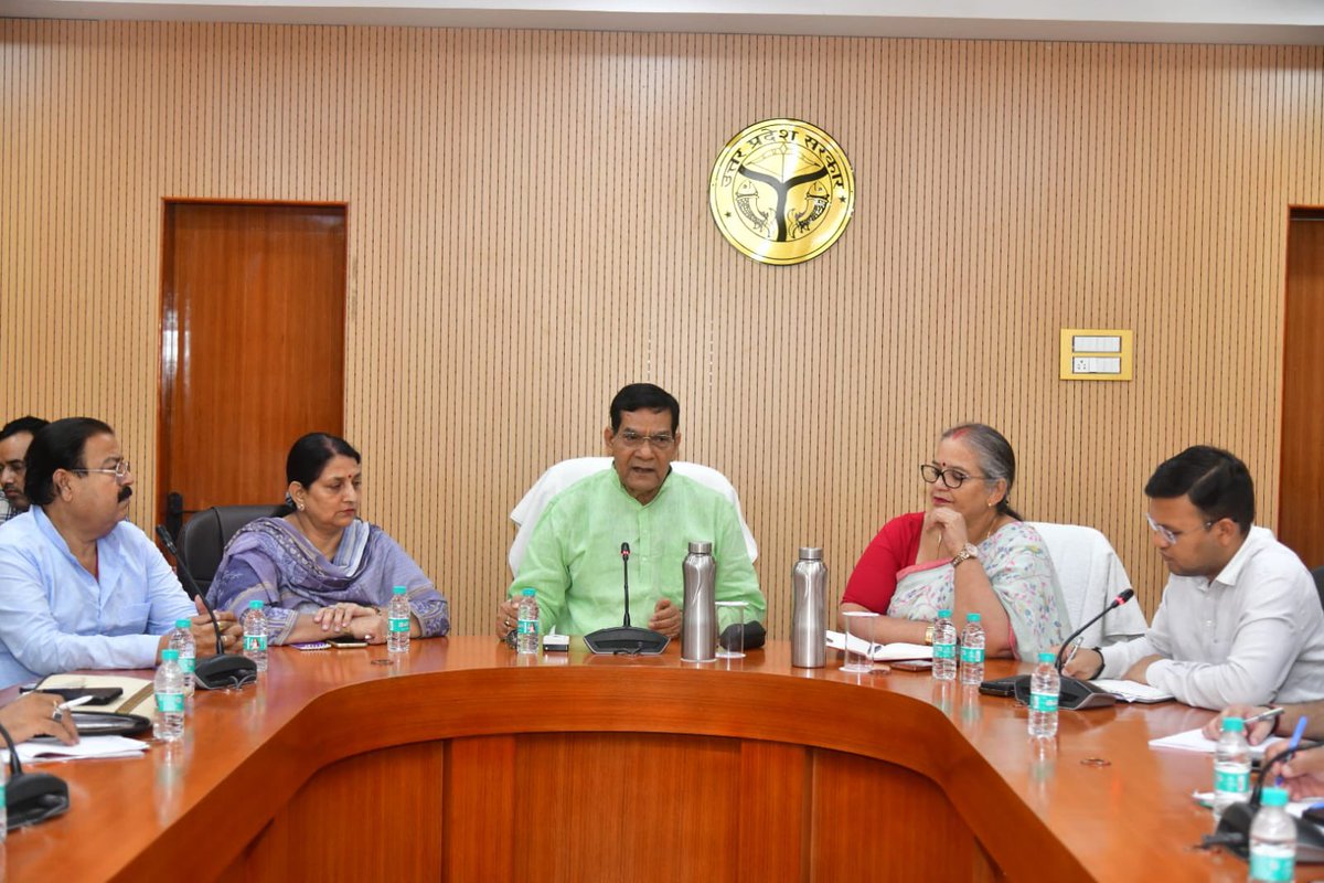 Lucknow Municipal Corporation tweet media