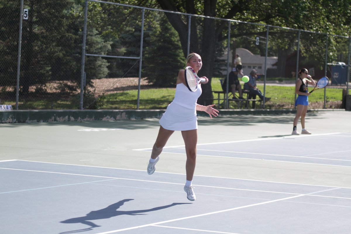 voicenews's tweet photo. Unseeded Norris No. 1 doubles duo of seniors Kylie Rowland and Myra Carlow make state semifinals with pair of upset victories on day one https://t.co/rKk4lj0dDM @NorrisTennis @LSBTennis1 @145activities https://t.co/asxWpaN7Ha