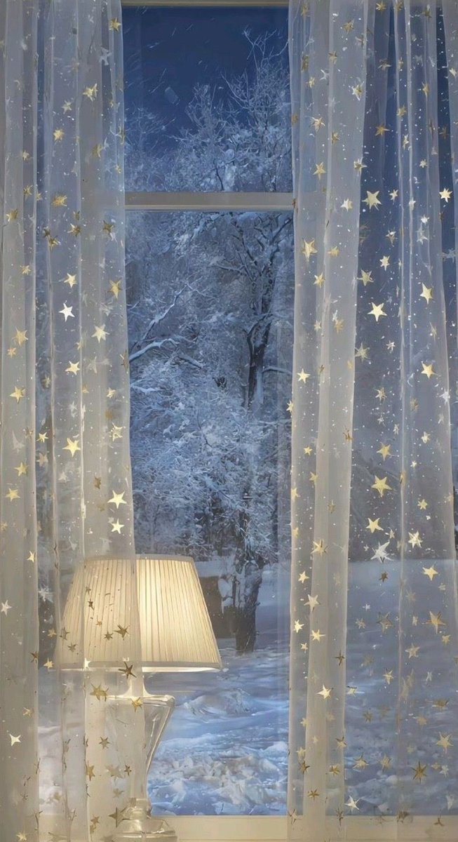 seraphicxc's tweet photo. Obsessed with lace curtains https://t.co/dmZ7WqE7rP