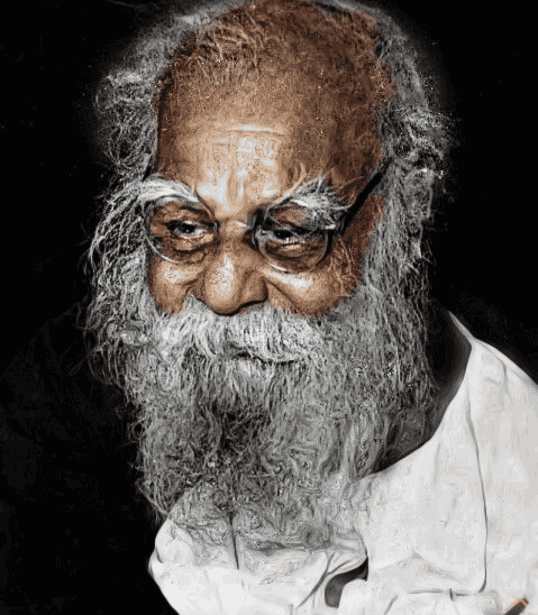 chockshandle's tweet photo. Periyar's "Non-Brahmin" = Self-Respect

Periyar believed that the social uplift of "Non-Brahmin" politics meant achieving dignity, equality, and self-respect.

His idea of "Non-Brahmin" was not anti-Brahmin; it was against social inequality and caste-based domination, not against individuals.

His Self-Respect Movement aimed to create social justice and equal rights for all.

He encouraged rational thinking, education, and the rejection of social practices that upheld caste discrimination.

Periyar’s "Dravidian" = Self-Rule

Periyar linked "Dravidian" identity with political autonomy and self-rule.

He demanded social and political power for "Dravidian" people, free from northern domination.

He viewed self-rule as essential for protecting regional language, culture, and social equality.

His idea of "Dravidian" self-rule was closely connected to social reform and the removal of caste oppression.