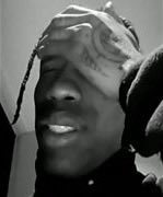 cartisburner__'s tweet photo. Travis Scott recreates Michael Jackson‘s iconic glove photo 🤯 https://t.co/fjZMsSMDGe