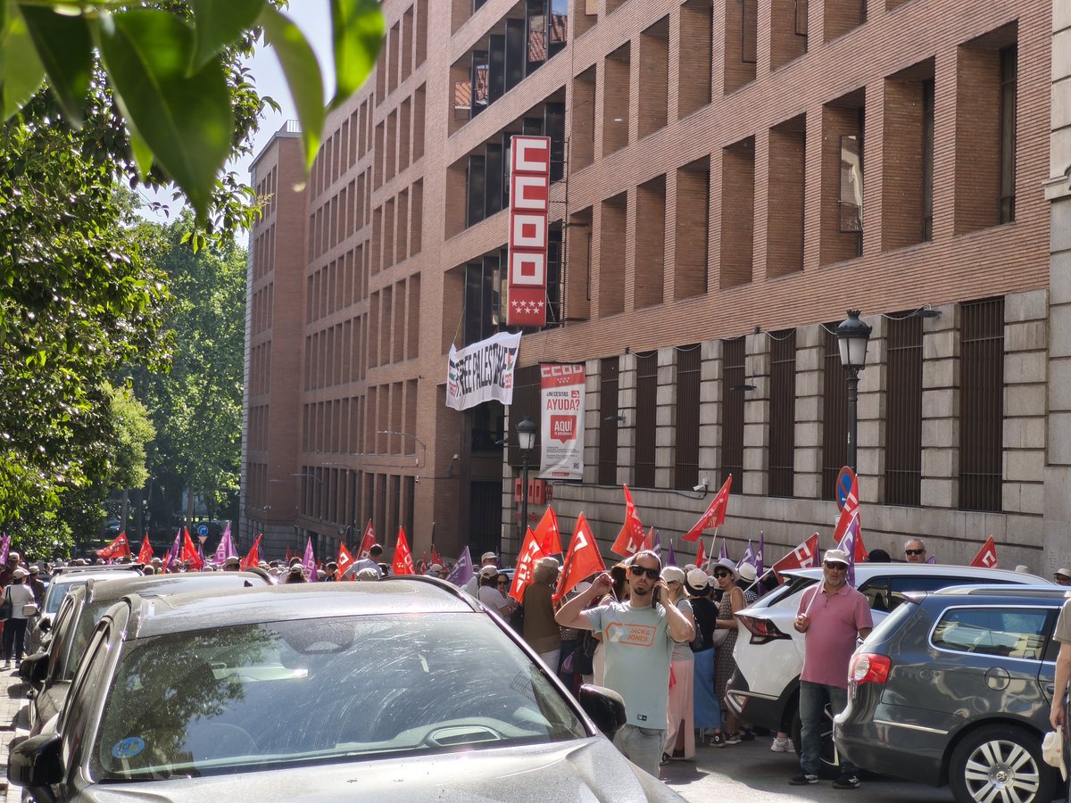 FscTeleco's tweet photo. #CCOO #RESPUESTAS 
DE LAS RESPUESTAS A LA ACCIÓN #FSCTELECOMADRID https://t.co/jwnuRPvJv5