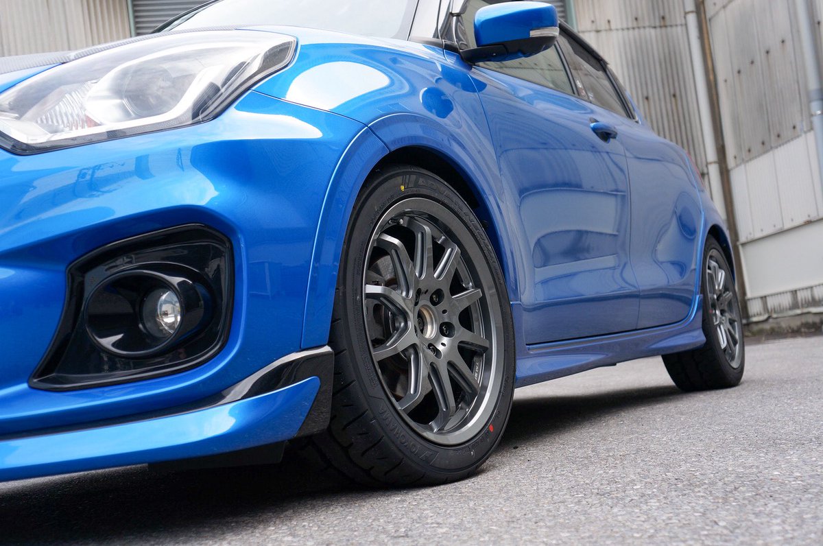 performance_fac's tweet photo. ZC33S×TM-SQUARE TM-10F
7.5J 17インチ +48 5H 114.3

タイヤ：ADVAN NEOVA AD09

ナット：TM-SQUAREトルクマネージメントホイールナット

6月のAPITサーキットチャレンジに向けてタイヤホイールをご注文いただきました😃

TC1000を楽しんでください🙌 https://t.co/xFdS3oQ0hW