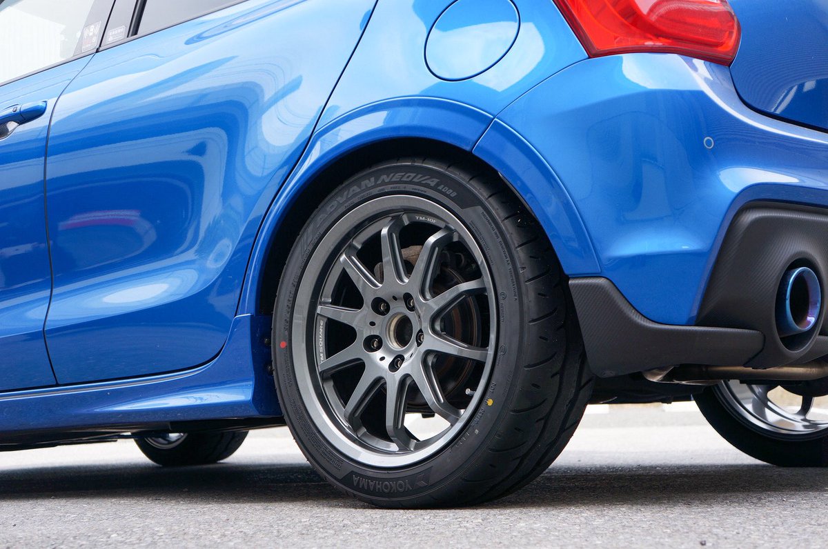 performance_fac's tweet photo. ZC33S×TM-SQUARE TM-10F
7.5J 17インチ +48 5H 114.3

タイヤ：ADVAN NEOVA AD09

ナット：TM-SQUAREトルクマネージメントホイールナット

6月のAPITサーキットチャレンジに向けてタイヤホイールをご注文いただきました😃

TC1000を楽しんでください🙌 https://t.co/xFdS3oQ0hW
