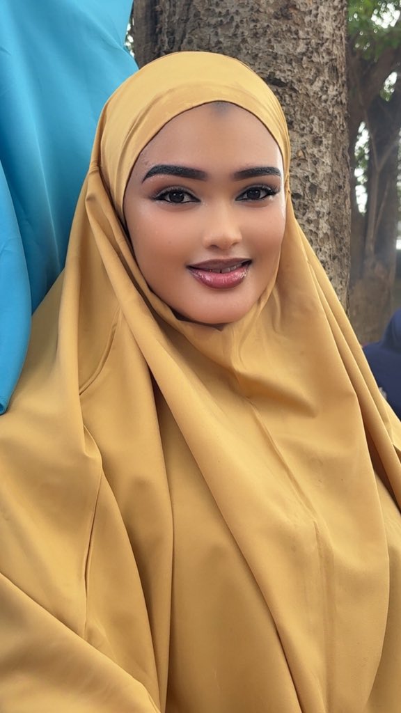Safreenarrhh's tweet photo. Taqabbalullahu minna wa minkum🙏🏼🤝
EID MUBARAK ✨ 

#EidWishes https://t.co/IOoZgcq4C9