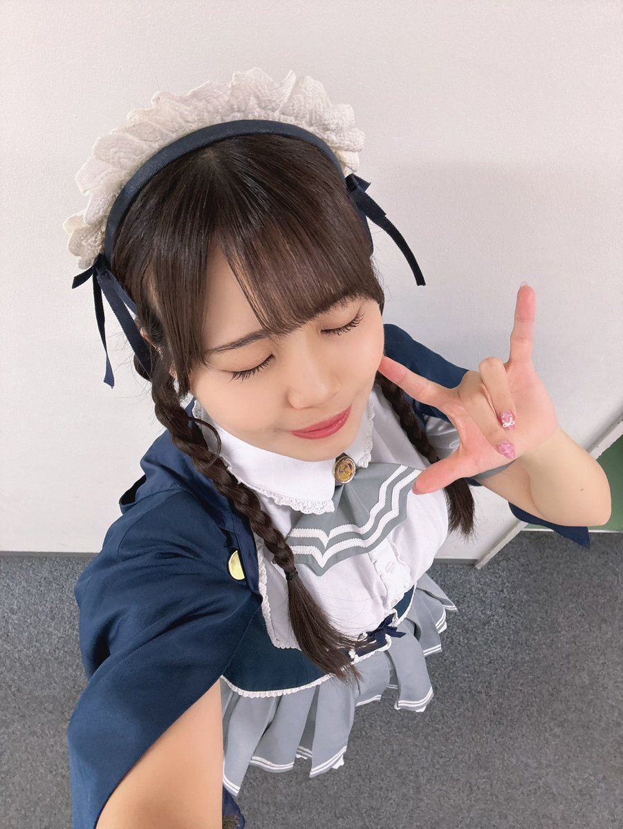 j_afilia_asami's tweet photo. こ、こんばんは💦
おはよう言ってないとは思わんだ🤸
今日も元気に着るもの迷ったよ🤸

みんなは今日半袖？長袖？ https://t.co/HnTJRBqbYF