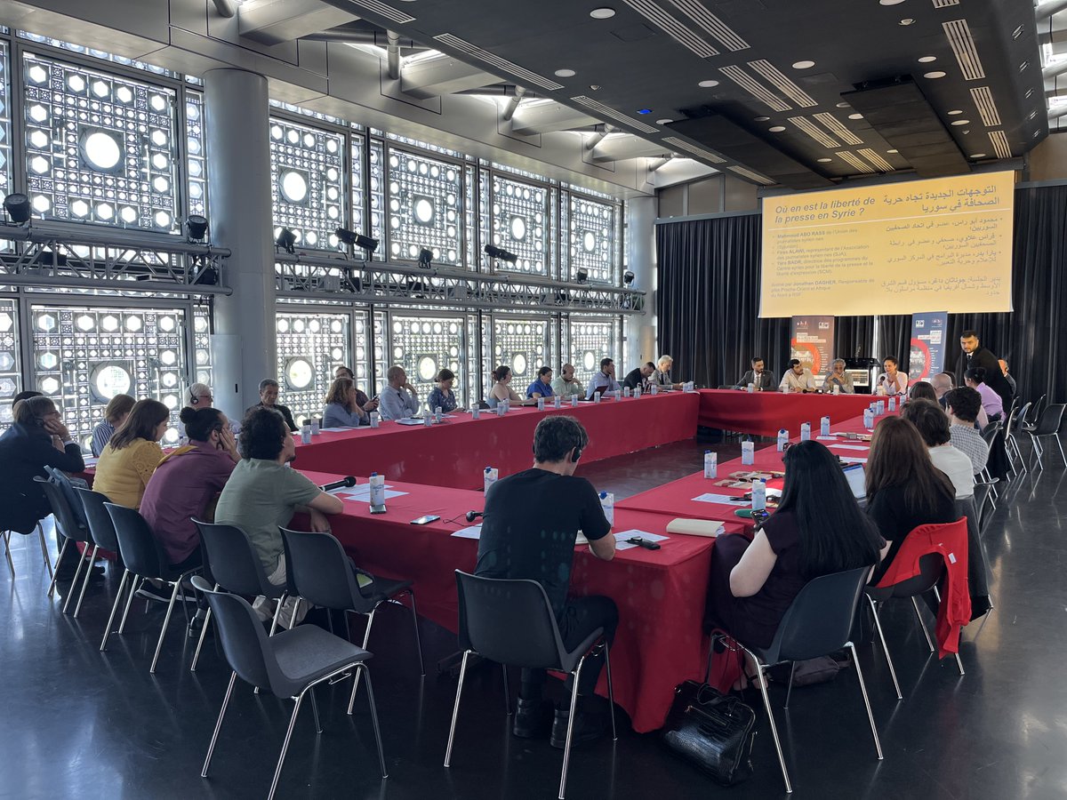 SahafaMed's tweet photo. La 3e édition de nos Rencontres Sahafa Med avec l'@imarabe a démarré ce matin.

50 journalistes réuni·es tout au long de la journée pour débattre ensemble de la liberté de la presse et l'état du journalisme en Syrie. 

@EU4MENAGulf @DIMED_MEAE @CFCopies @ARIJNetwork 

#bosalah https://t.co/6uogkOJOSP