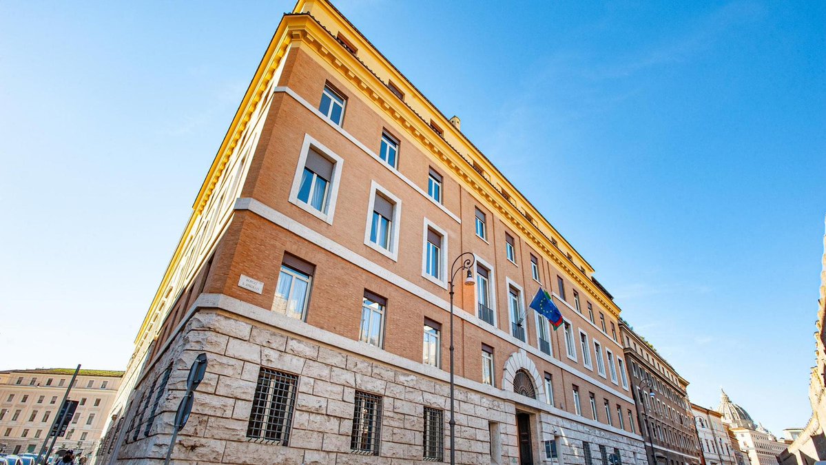 Repubblica Roma tweet media