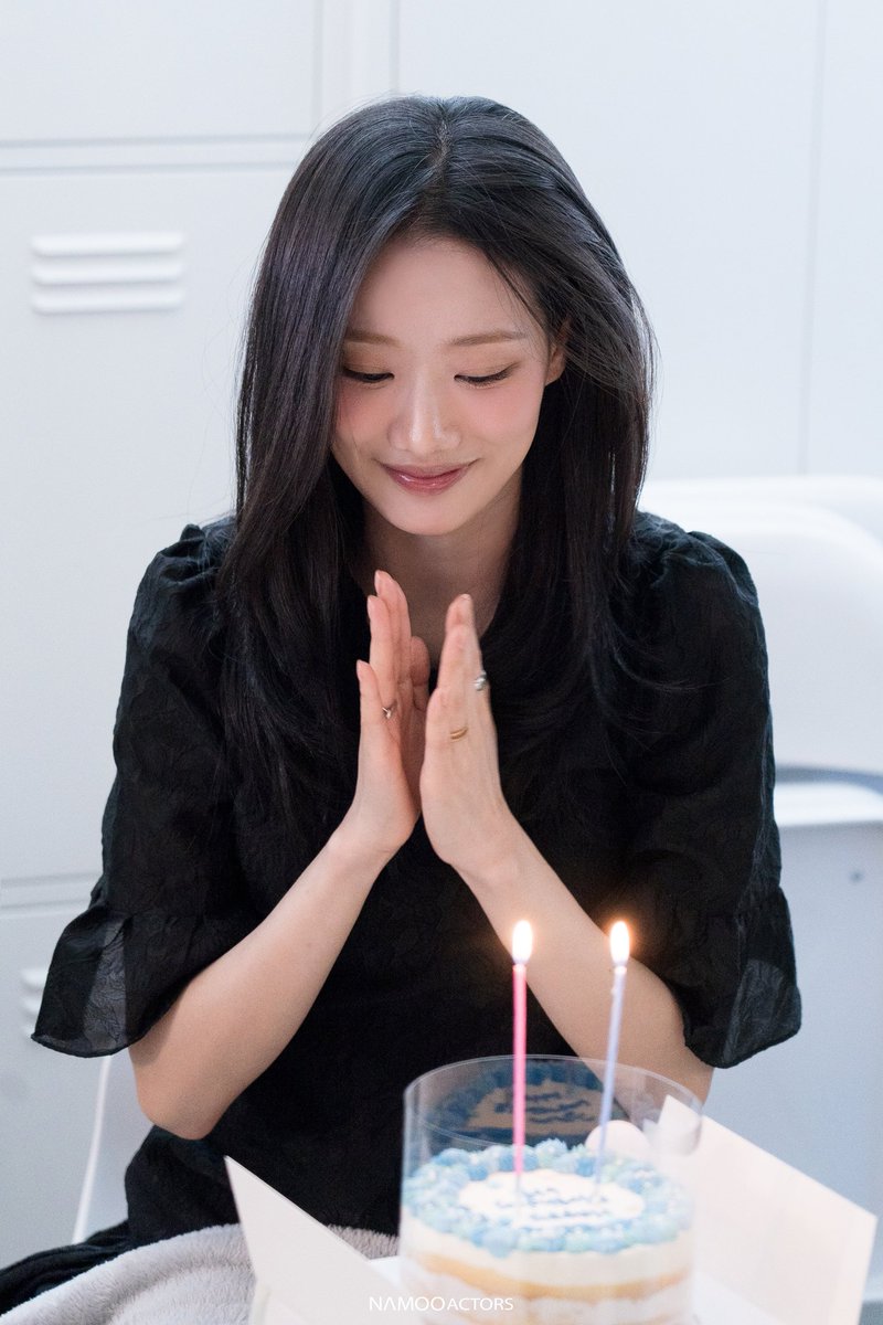 NAMOOACTORS2004's tweet photo. [#아낌없이주는나무] 

☘︎HAPPY NAEUN DAY☘︎를
팬들과 알차게 보낸 나은 배우 ˙ᵕ˙

생일을 505배 특✩하게 기억하는 방법은?
ㄴ비하인드 보기 ˙⋆ﾟ✧:･ﾟ✧🔭

#이나은 #HAPPYNAEUNDAY #LEENAEUN #NAMOOCONTENTS https://t.co/pSRPUdTzSo