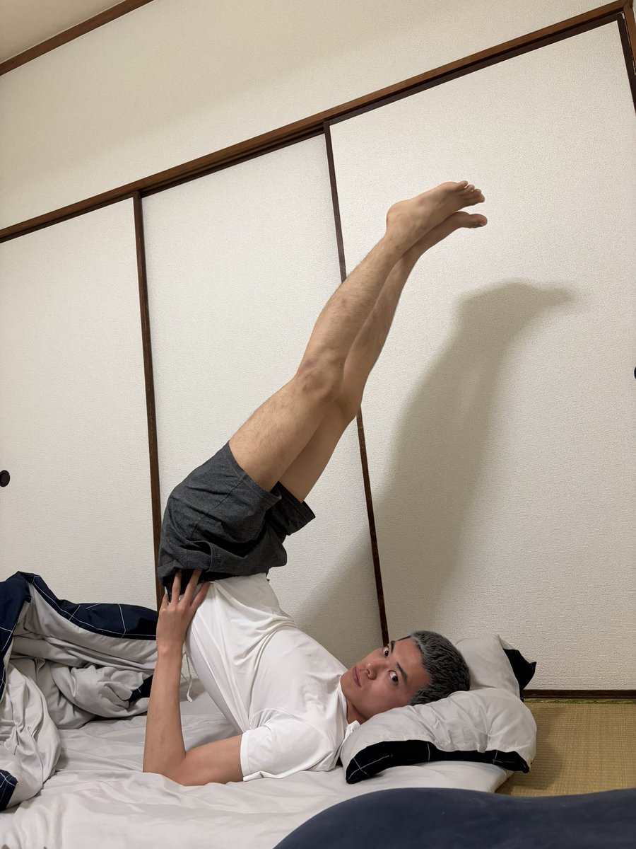 kendaimuso's tweet photo. 今週末5/31(日)19:30〜
ナイキ、あります！
来てくれませんか！
https://t.co/qsvI6I4Tkz https://t.co/lRqCCrhTK0