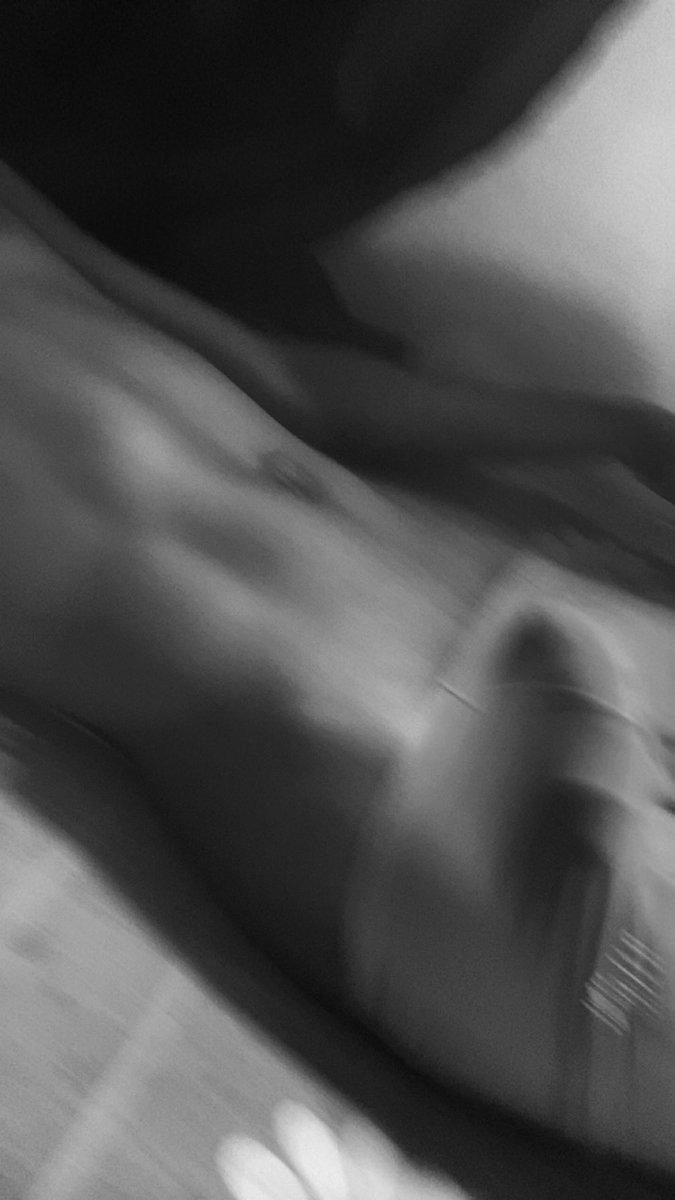 echofigure's tweet photo. 🌚🖤 https://t.co/2lgt60h3v9