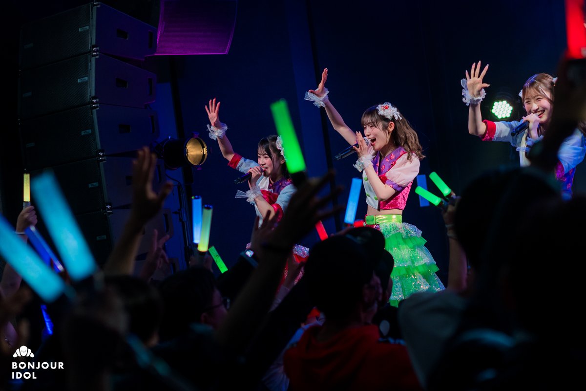 PHOTOS PREVIEW 2/2】 And today, here's a sneak peek of our shots