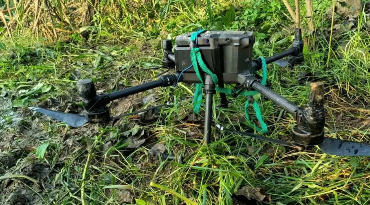 YunusKashmir's tweet photo. #SECURITYUPDATE!
#Securityagencies in #JammuandKashmir have launched an #investigation after a #drone was recovered in #Kathua district, prompting heightened #surveillance and #alertness in the region ahead of the upcoming #Amarnath Yatra. @bdun53 @vipul2777 @RDXThinksThat https://t.co/ccxxrYfctY