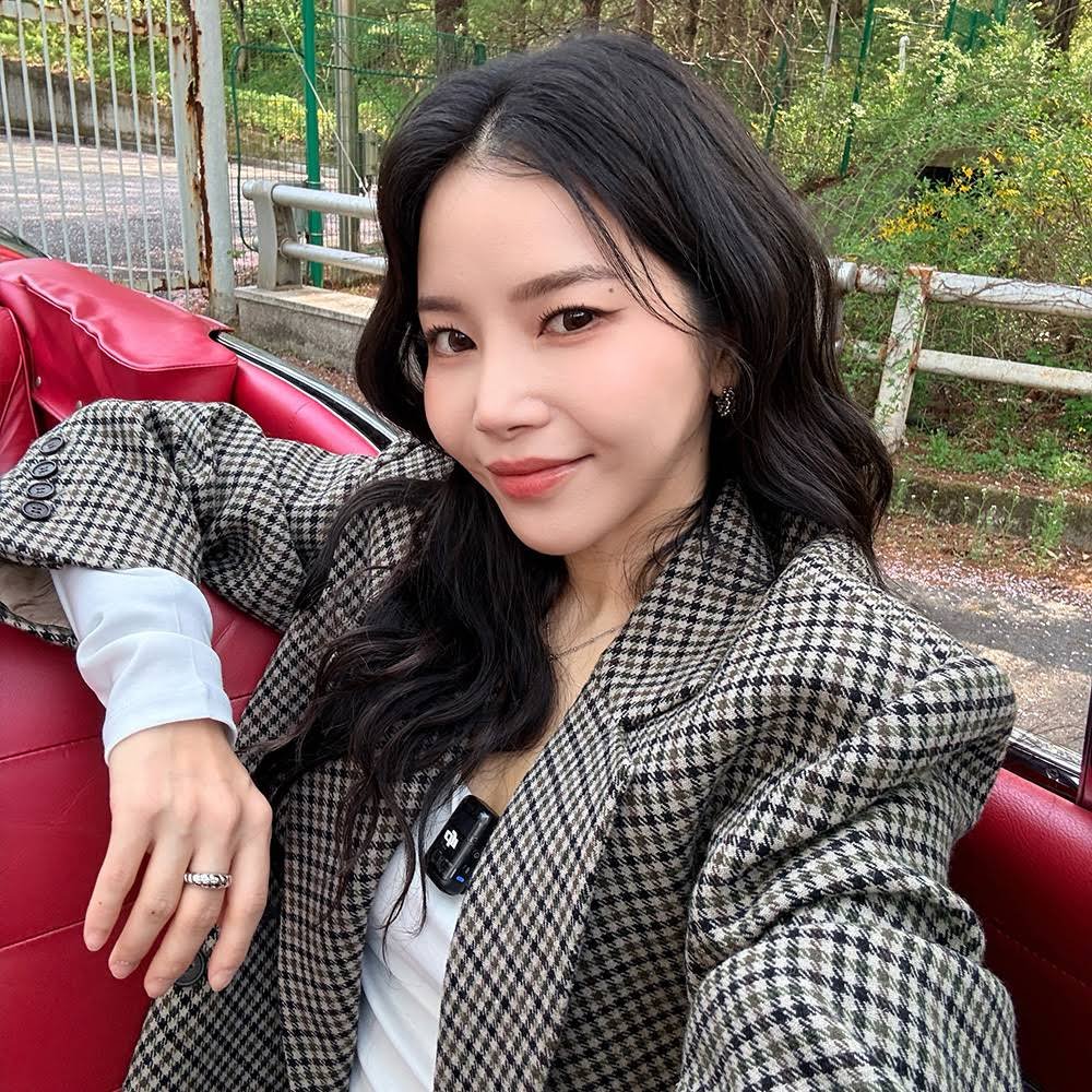 이꺼 tweet media
