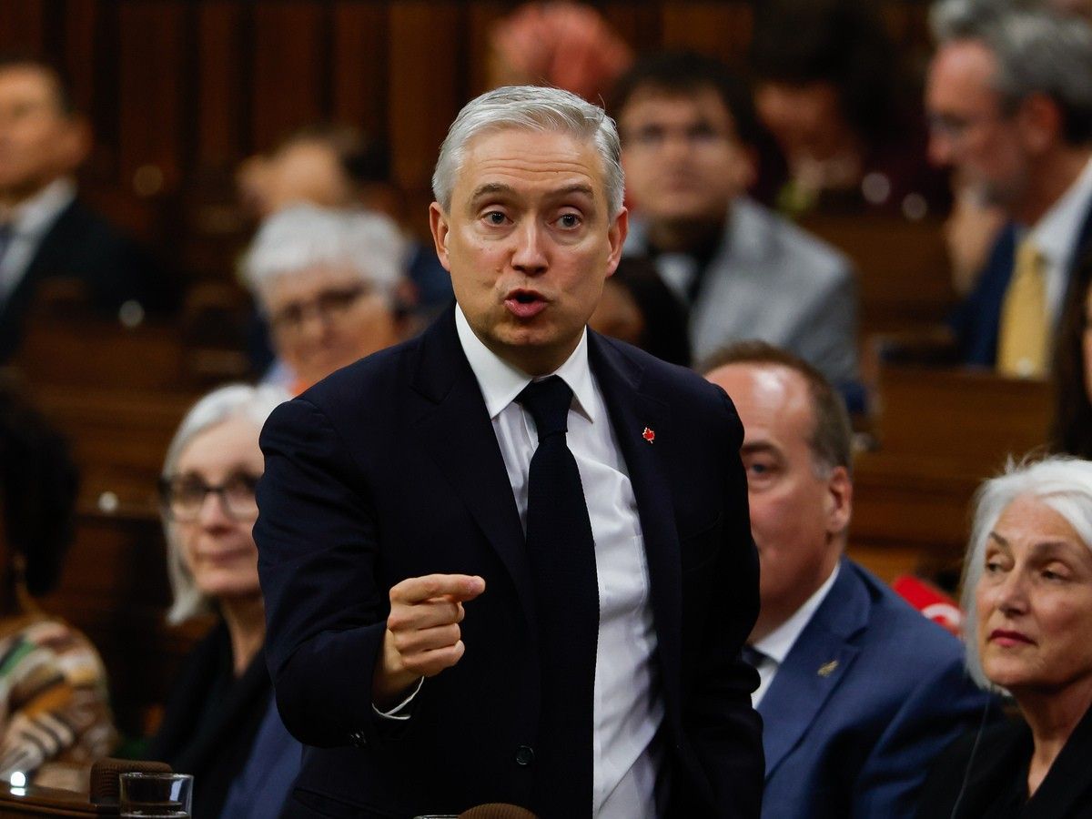 nationalpost's tweet photo. Small business group tells Ottawa to take big swing at boosting jobs and growth https://t.co/3YDn9bRe6D https://t.co/7ci7UvkEzm
