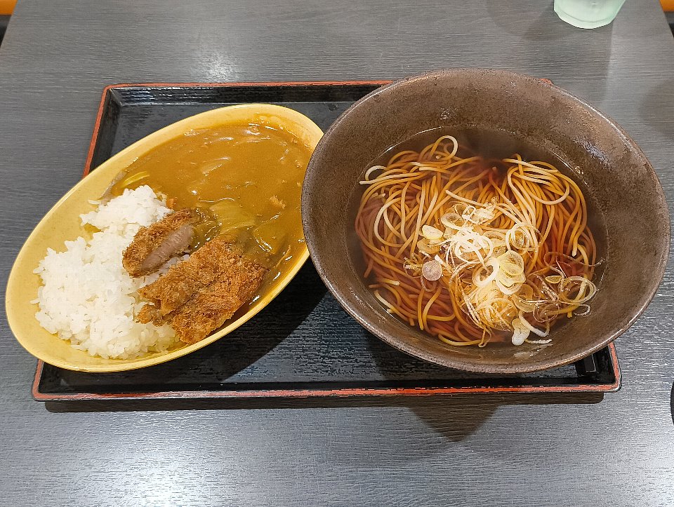 ももち tweet media