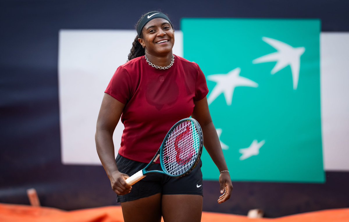 Sphairis's tweet photo. 🪜 Sphairis Ladder - Day 2

- May our second step be just as smooth as the first 

🇫🇷 Roland Garros
💰 $50 -> $1.000

💎 Day 2: $87 —> $162,69
📊 Odds: @1.87 / -115

��� Picks:

🇵🇹 Borges +2.5S
🇺🇸 Baptiste ML

- Remember: Discipline > Hype! ‼️

🍀 LIKE IF TAILING!

💰 #RolandGarros #GamblingTwitter #GamblingX
