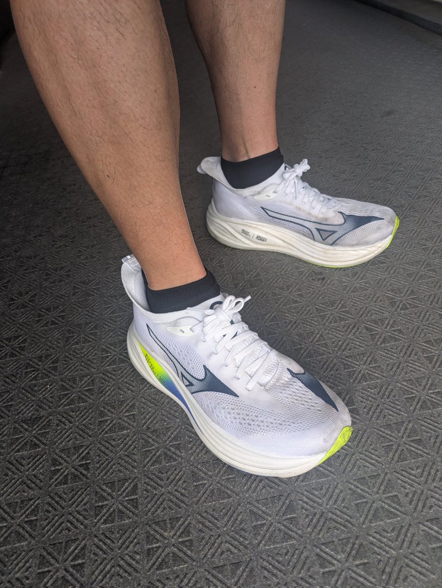 unokentarorun's tweet photo. 朝練習.Run12km+100m×3本+体幹トレーニング！！今日も朝からたっぷりの汗をかきました。とにかく暑くなってきたね。体もだんだんと絞れてきてる。かなり良い感じ。
#朝ラン https://t.co/392EzRbzMB