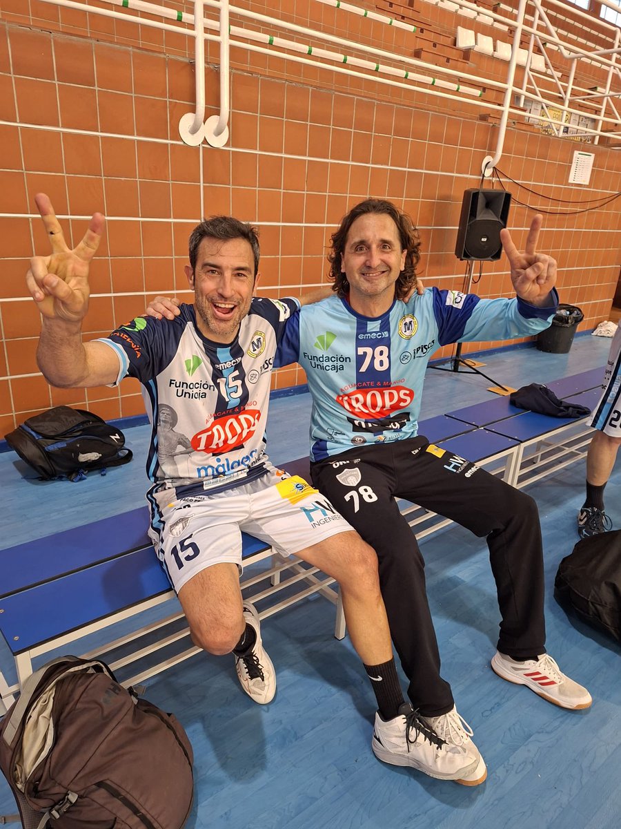 BMCiudadDMalaga's tweet photo. 📣 Mandamos un fuerte abrazo y deseamos una pronta recuperación a nuestro portero del equipo de veteranos David García que, debido a una lesión, no podrá disputar el europeo del próximo mes de junio. 
¡Ánimo, David! https://t.co/dJCzXNuLL4