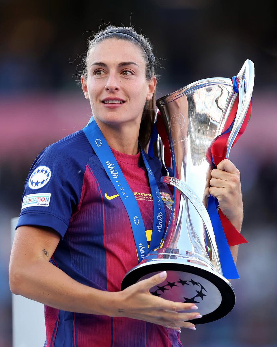 BarcaFem's tweet photo. 🚨 JUST IN | Alexia Putellas decided to end her time at FC Barcelona and asked the club not to present any new renewal offer to reconsider her decision.

She wanted no doubts about her exit being linked to financial reasons or the size of any offer. Leaving Barça has been painful, and she is stepping away because she believes the time is right.

— @mundodeportivo