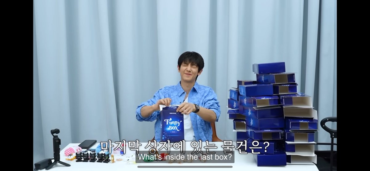 VIDEO] 260527 What Happens When EXO's #CHANYEOL Opens a Random Box