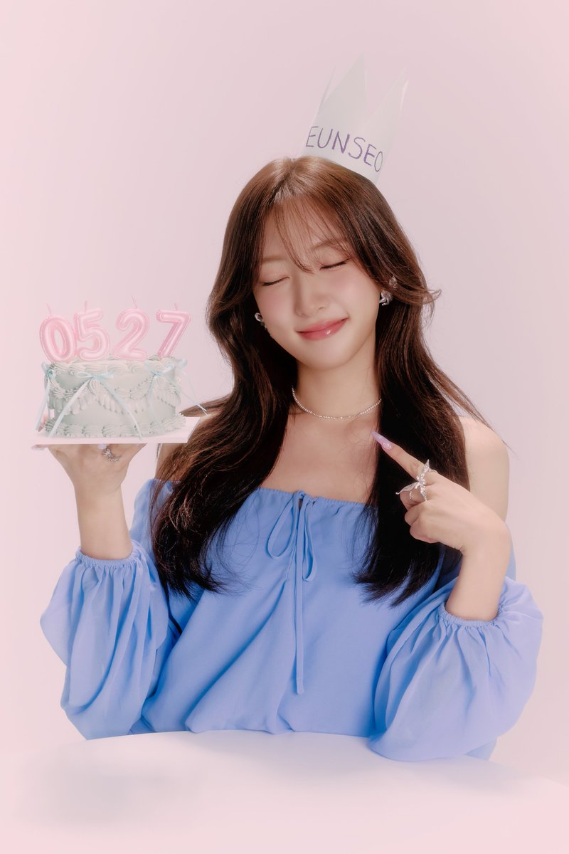 우주소녀 tweet media