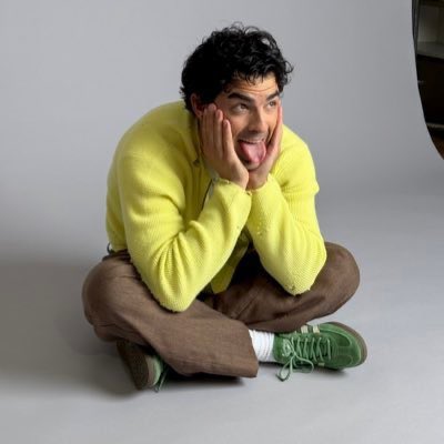 Updates Joe Jonas BR tweet media