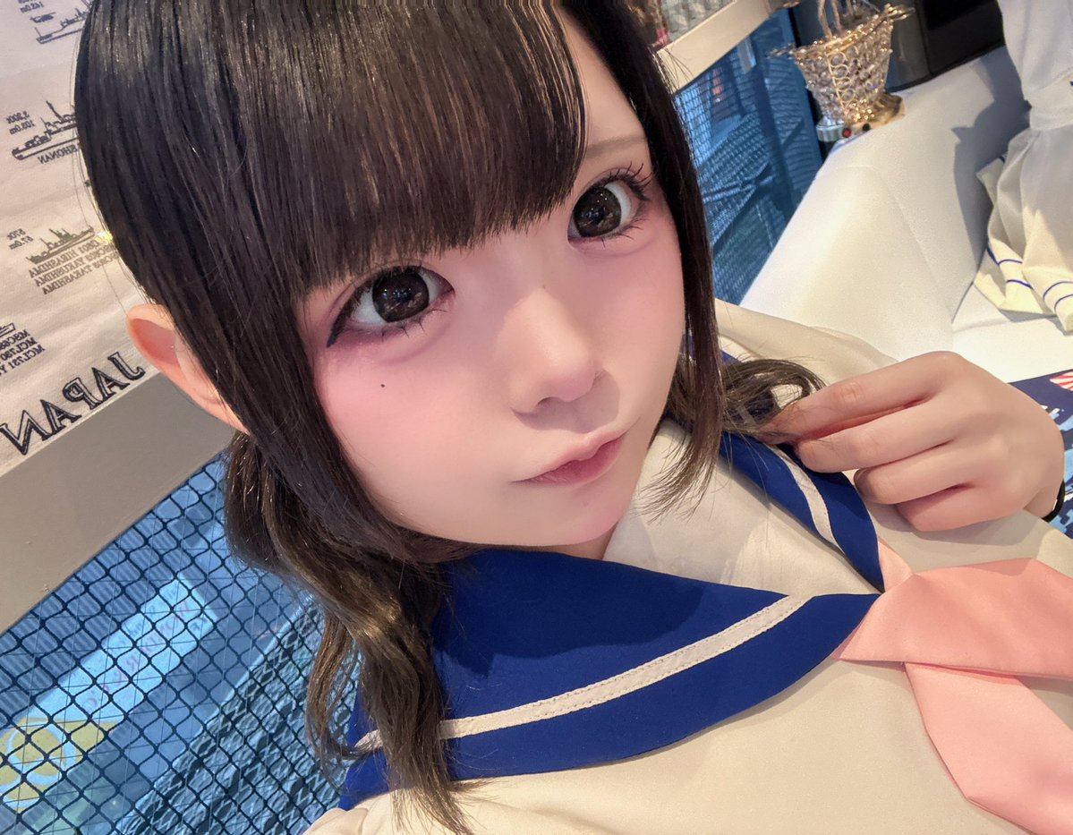 みこ tweet media