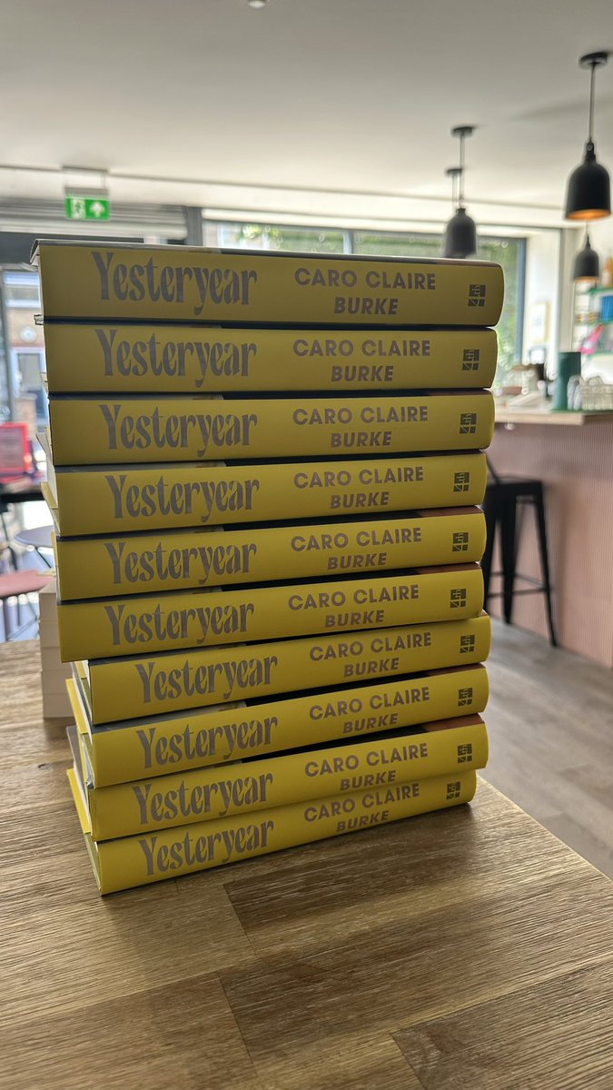 BarryPierce's tweet photo. In case you’re wondering what it’s like to work in a bookshop at the moment… https://t.co/WUWNkh6SD4