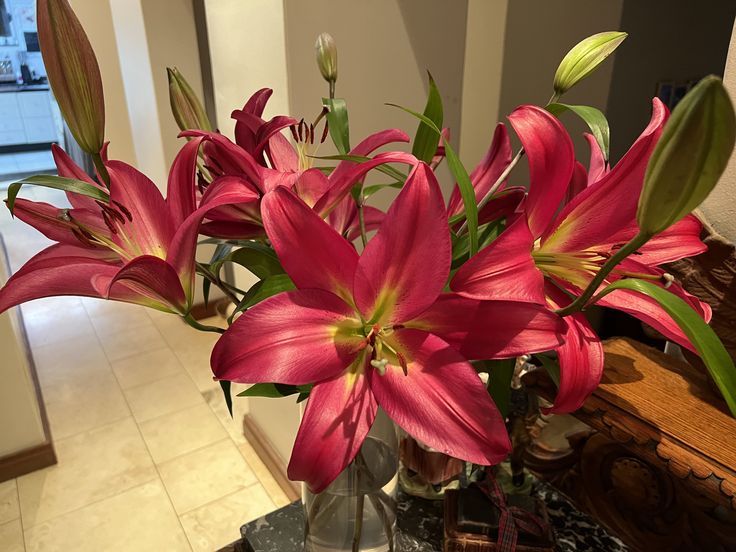 Flowers tweet media