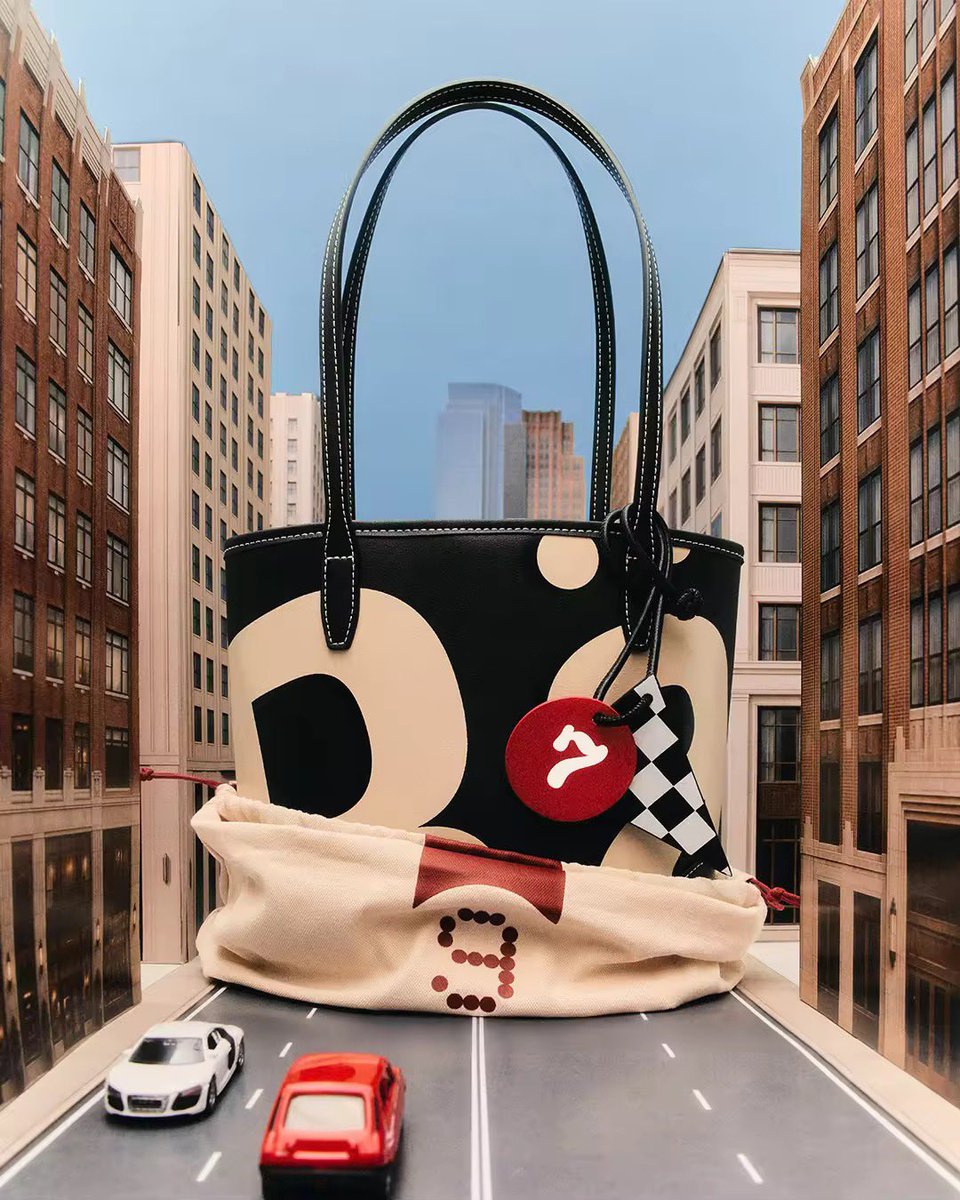 orderbymee's tweet photo. กระเป๋า Rally ออกคอลใหม่แล้วนะรู้ยัง!!

Rally Mini Leather Tote - กระเป๋าหนังทรง Mini Tote ลายโลโก้ (แถมฟรี Random Leather Tag)

จำหน่ายวันที่ 28 พค เวลา 12:00น 

พิกัด💙👇🏻
https://t.co/D4E0aqUjdy

#Rally #RallyBag #Rallytote https://t.co/hYdTtQkXfY