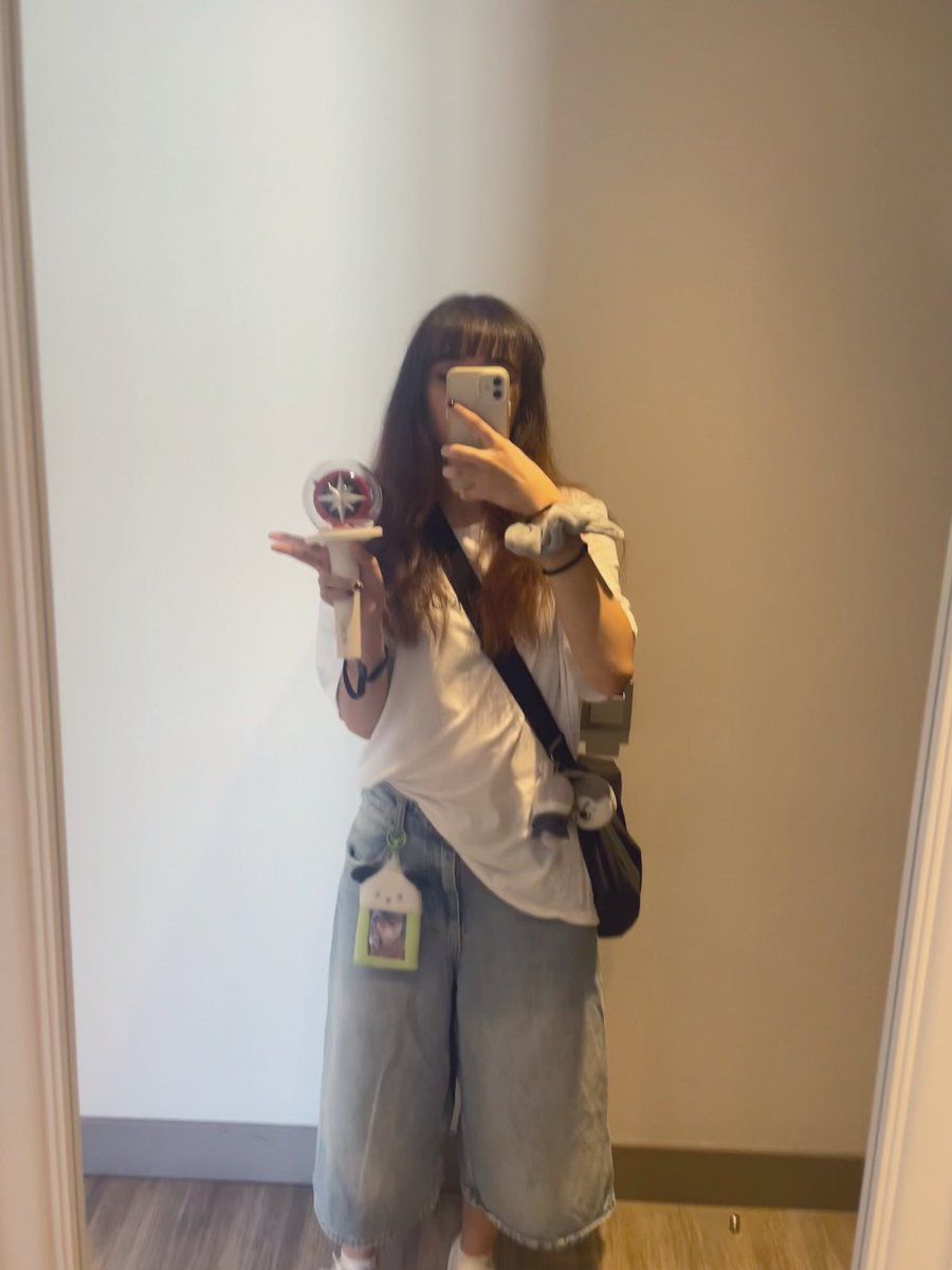 maria 合 VI A SKZ |DO IT tweet media