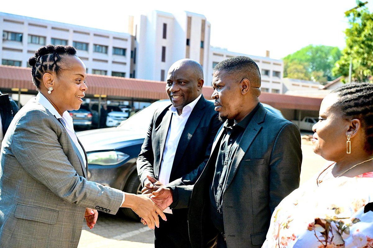 OtpLimpopo's tweet photo. Premier Dr @PhophiRamathuba, the MEC Dr Tshitereke Matibe, Executive Mayor Cllr Ngoako Taueatsoala and the Mayor Cllr Anna Mboweni have arrived at Mogalakwena Municipality for the meeting with Mining houses. #ServiceDeliveryWeek #7thAdministration #ALimpopoThatWorksForAll https://t.co/n2k8nnSQbA