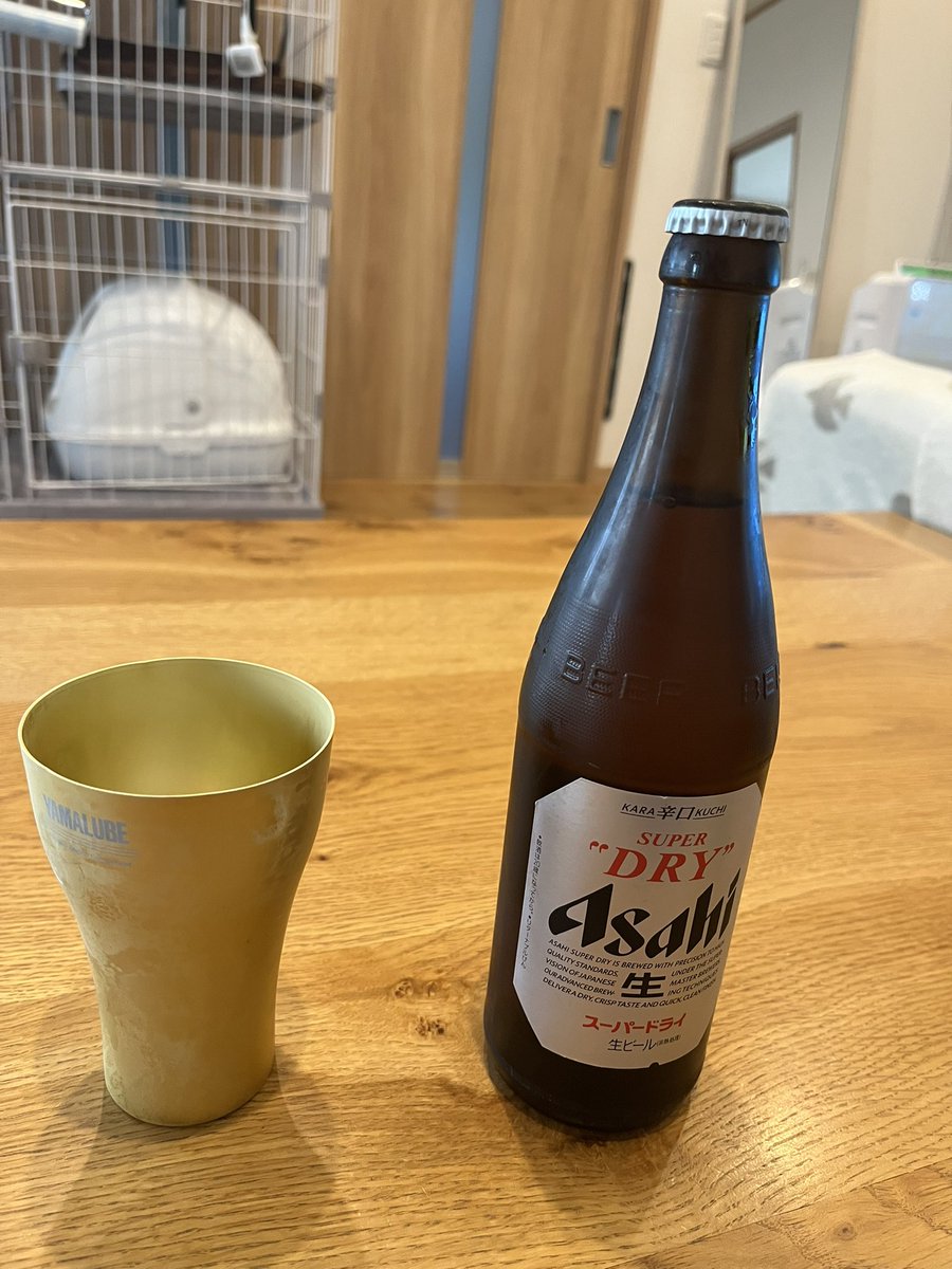 AutoPitONO's tweet photo. 今日も一日お疲れ様でした。
めちゃくちゃ暑かったので、
キンキンに冷えたグラス&amp;瓶ビールで🍺 https://t.co/4RBj6EyByX