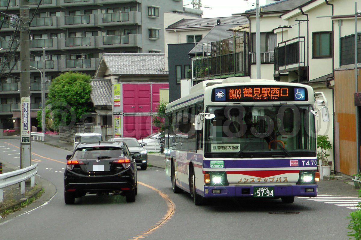 aiueo_8500's tweet photo. 臨港バス 2T469 2T470
QKG-KV234L3 2012年式
塩浜からは3台KV234が転属してきたそうで、2台撮影できました
438～440が鶴見に来た時2T～という車番に慣れませんでしたが、もう流石に慣れましたね https://t.co/xPHBax0Wri